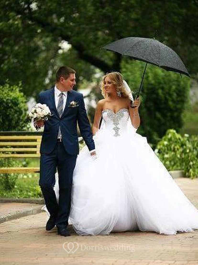 Sweetheart Neckline Crystal Court Train Tulle Bridal Gowns  view 2