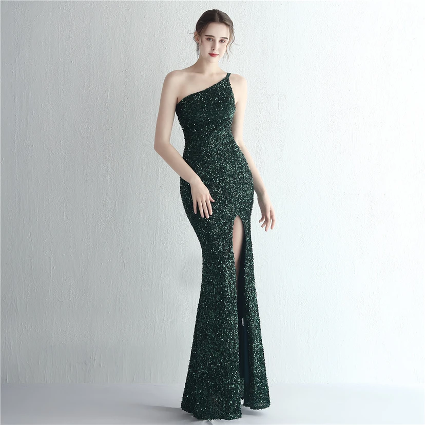 Handgefertigter Paillettenrock mit One-Shoulder-Schnitt, elegant für festliche Anlässe und Galas, mit Schlitz und Meerjungfrauenschnitt. view 13