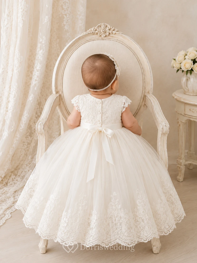 Kleid mit Spitzenmieder, Tüll, A-Linie, ärmellos, mit Muschelsaum, romantisch, elegant, bezaubernd, knielang view 2