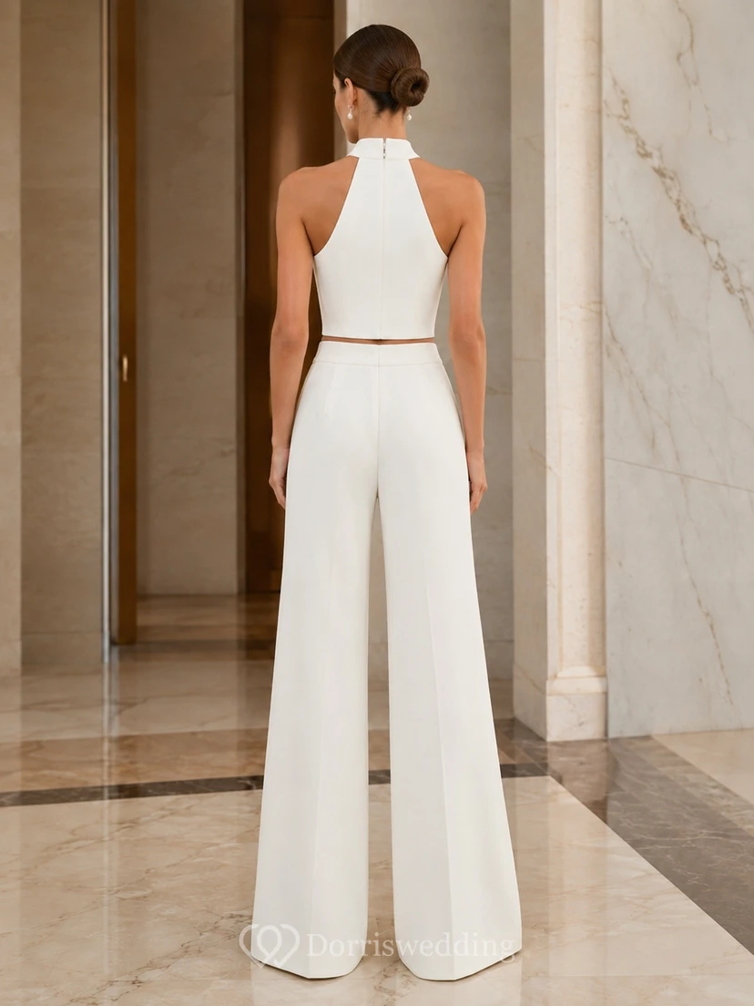 Mono formal de novia de dos piezas con cuello halter y pernera ancha. view 2