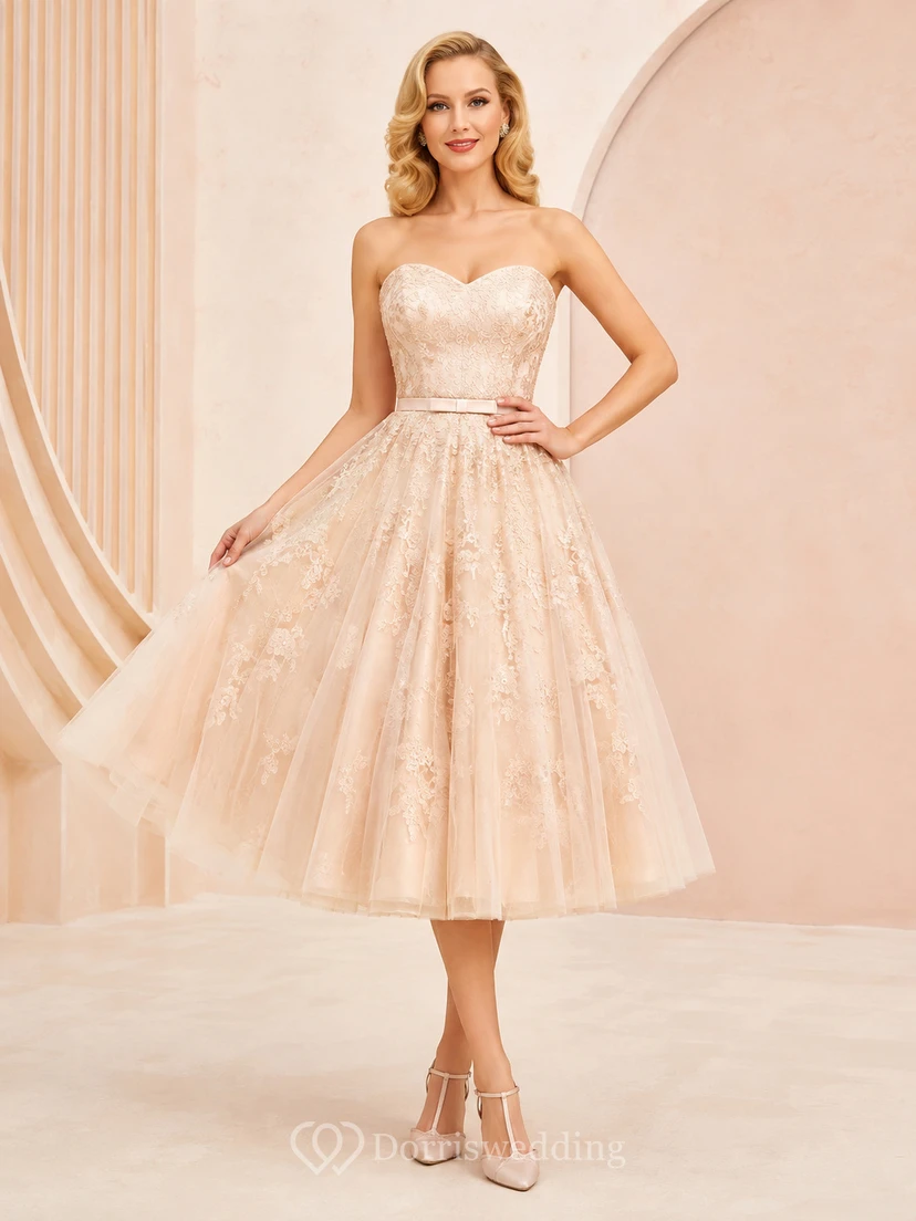 Champagne Strapless Sweetheart Beaded Lace Tulle Vintage A-Line Prom Dress