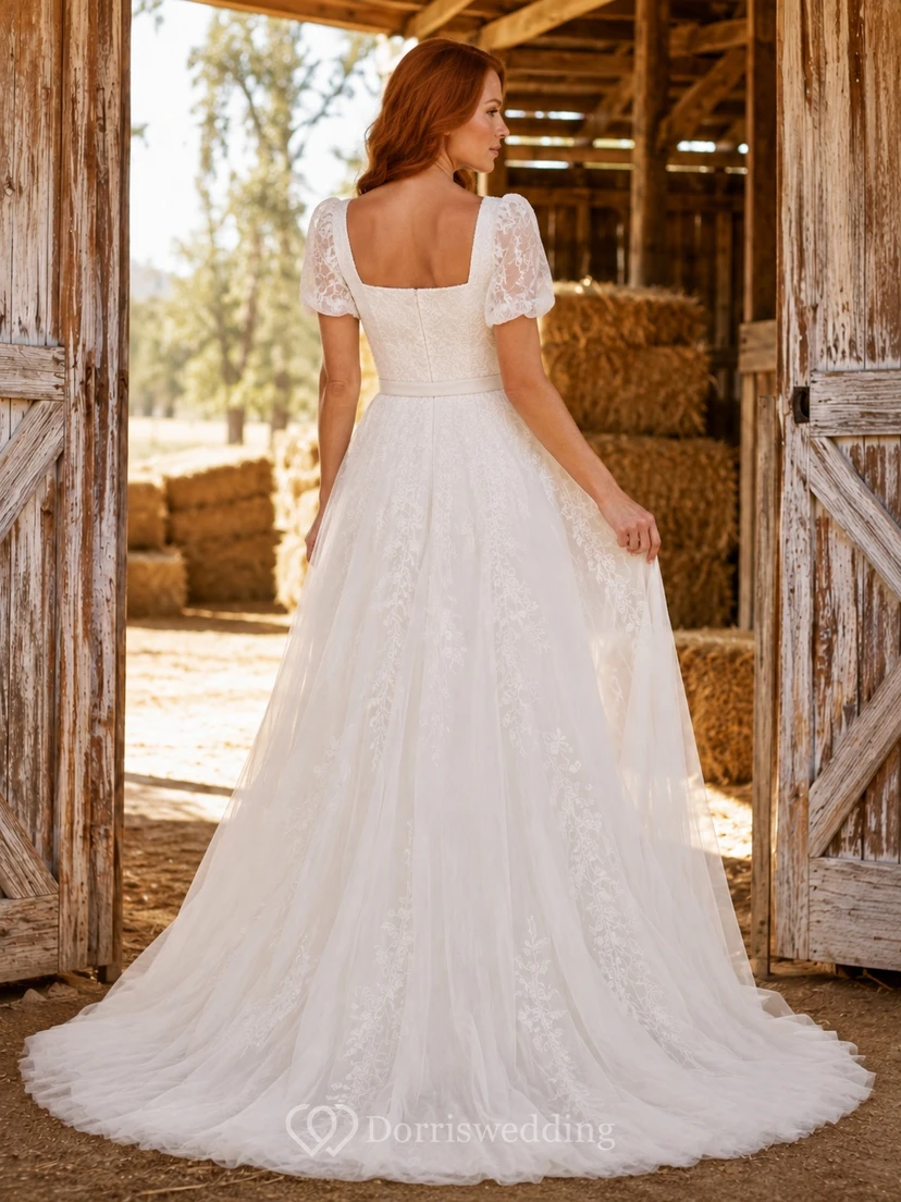Boho-Brautkleid im rustikalen Stil mit Spitze, eckigem Ausschnitt, kurzen Ärmeln, Schlitz vorne, A-Linien-Schnitt und Kapellenschleppe view 2
