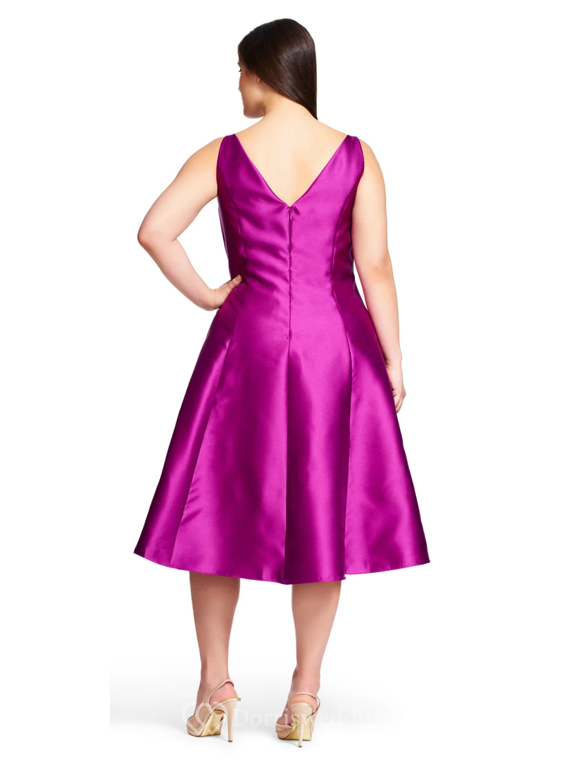 A-Line Midi Sleeveless Bateau-Neck Satin Plus Size Bridesmaid Dress view 2