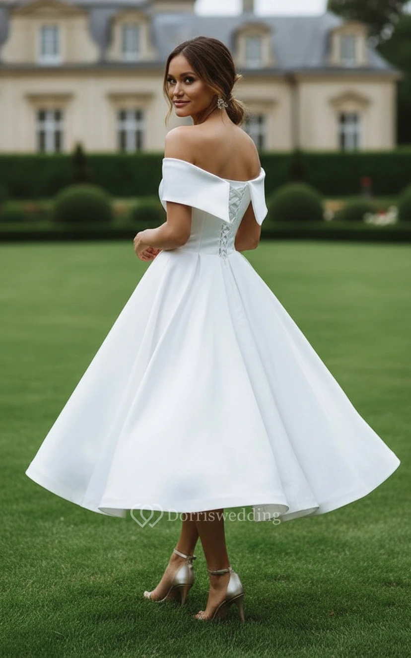 Robe de mariée mi-longue en satin à épaules dénudées, longueur thé view 2