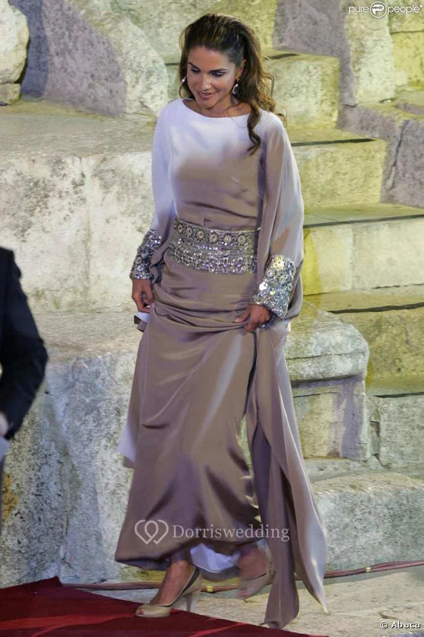 Elegant Bateau Long Sleeve Prom Dress With Sequins