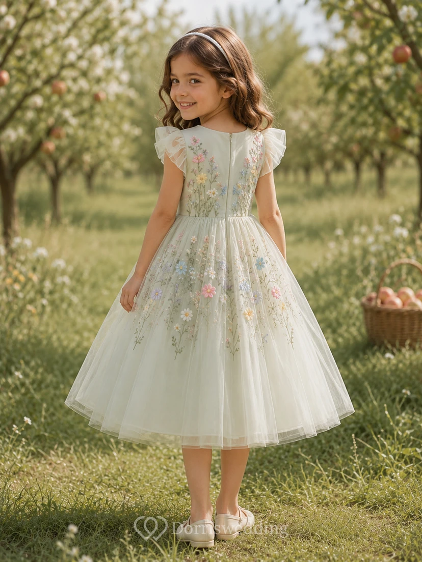 Robe romantique d'extérieur en tulle à manches pétales brodées de fleurs de sauge, coupe trapèze, longueur thé, idéale pour les demoiselles d'honneur view 2