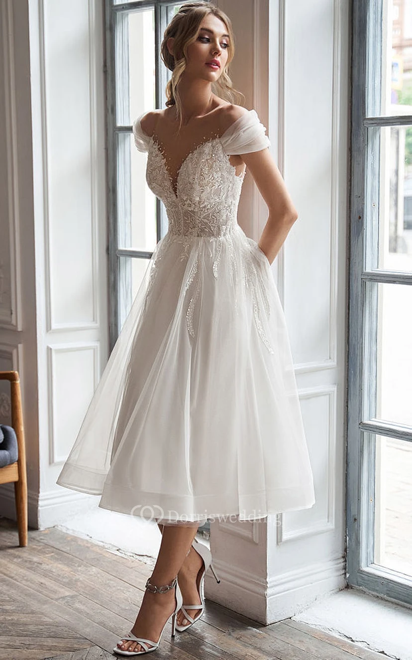 Teelanges Brautkleid für eine intime Hochzeit | Kurzes Brautkleid im Vintage-Stil der 1950er Jahre | Lässiges Langarm-Outfit in großen Größen view 4