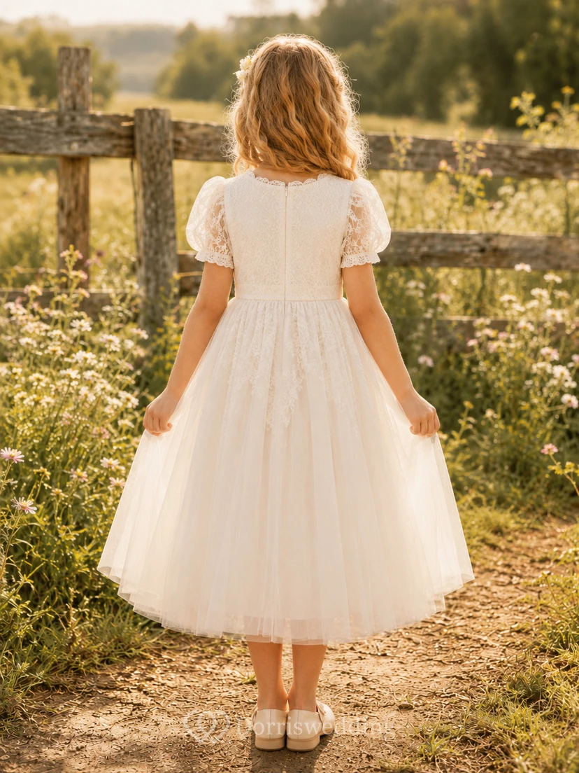 Tüllkleid in A-Linie mit Puffärmeln, Rundhalsausschnitt und wadenlangem Rock für Blumenmädchen. view 2