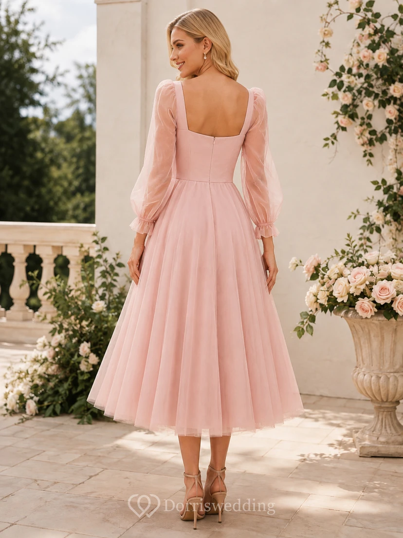 Vestido de cóctel formal romántico de corte A, largo hasta la rodilla, color rosa perla agua de rosas, con escote cuadrado, mangas abullonadas y tul. view 2