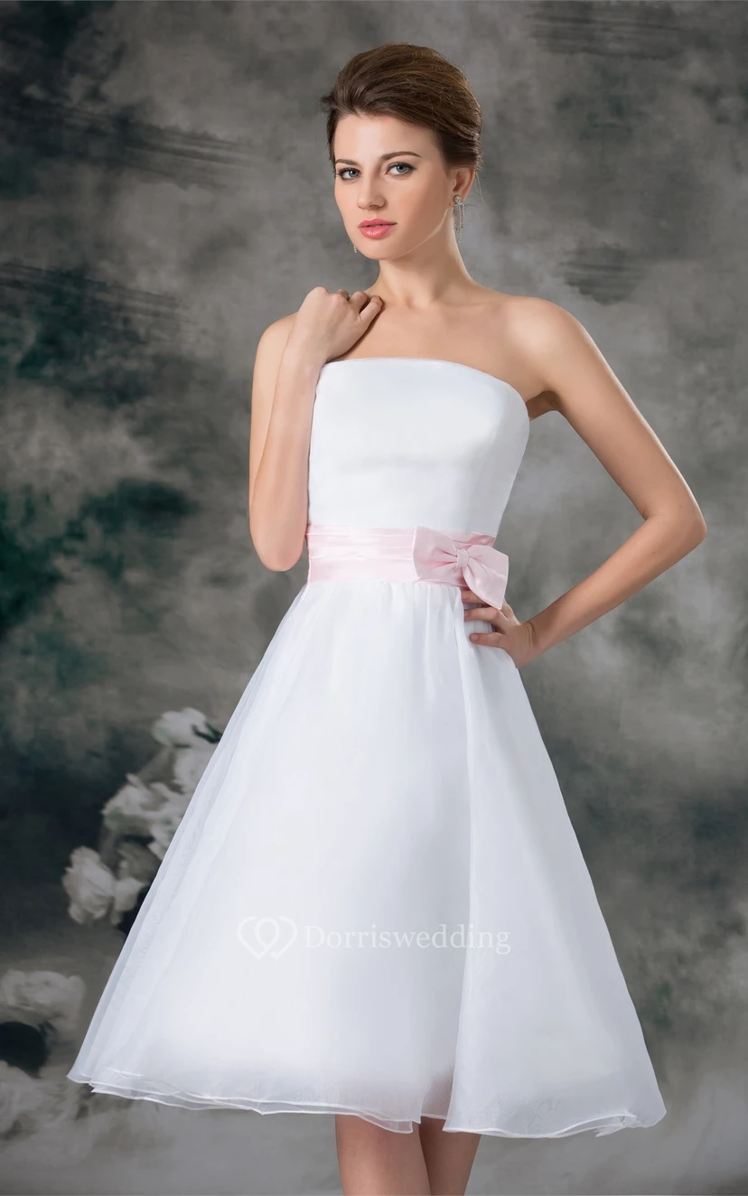 Flattering Satin Organza a Line Sleeveless Strapless Short Wedding Dresses view 2