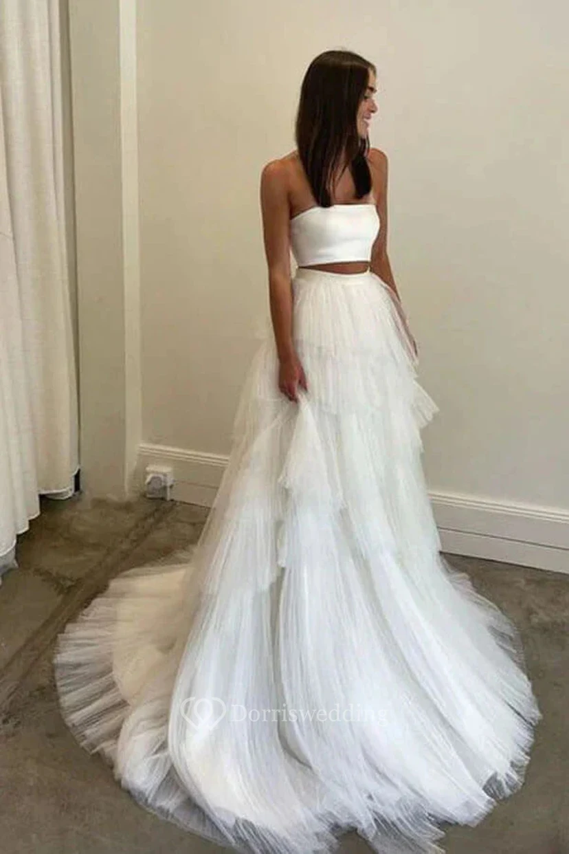 Tulle Two-Tone Empire A-line Layered A-line Wedding Dress