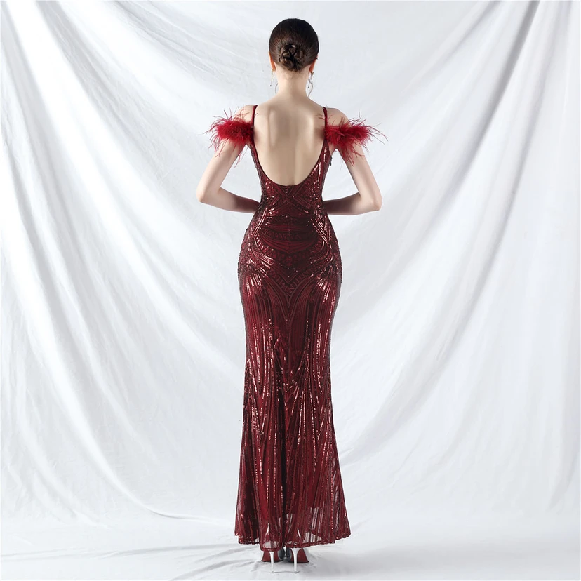 Vestido de noche con cuentas florales y plumas de avestruz elaboradas artesanalmente view 82