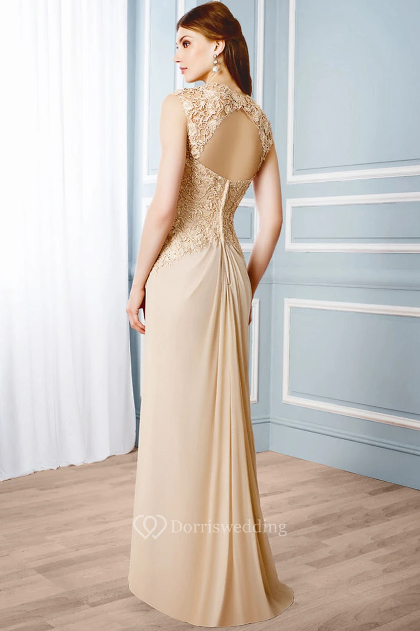 Drapiertes, ärmelloses Chiffonkleid im Queen-Anne-Stil für die Mutter der Braut view 2