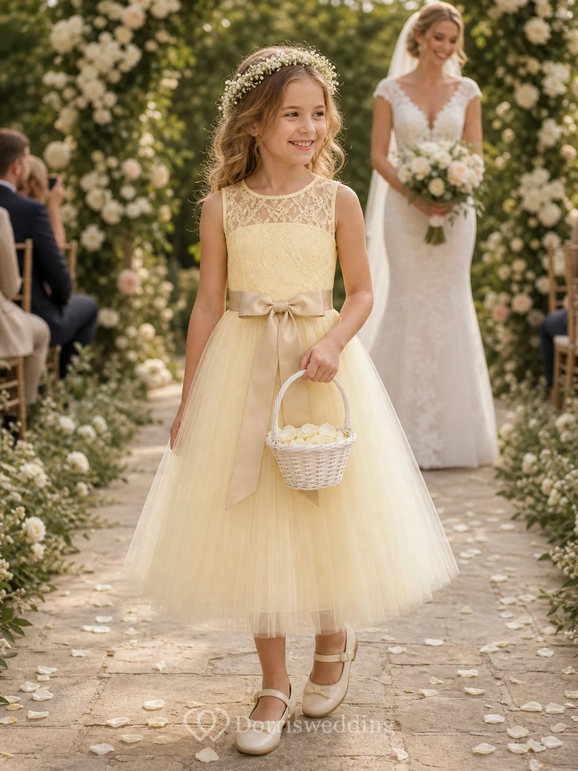 Scoop Sleeveless White First Communion A-line Tulle Bow Keyhole Back Flowergirl Dress view 8