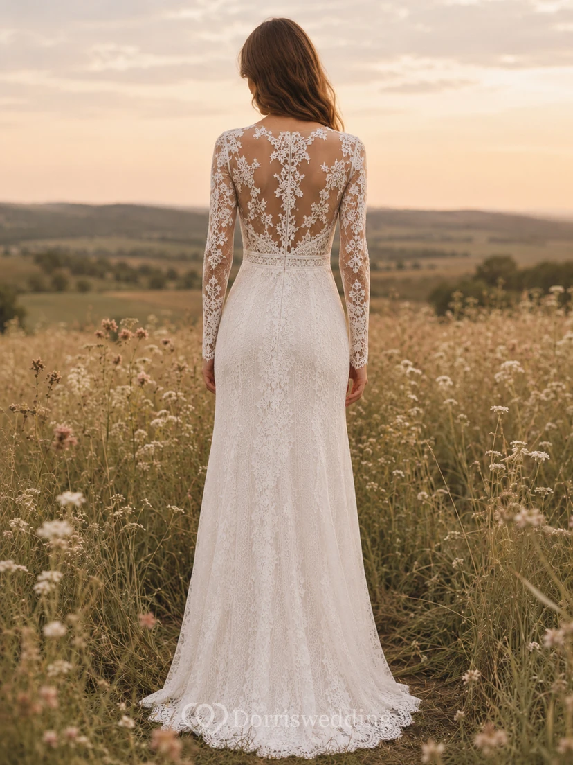 Vestido de novia de tul y encaje campestre, estilo sirena, con escote en V, manga larga, cola de corte y espalda baja en V. view 2