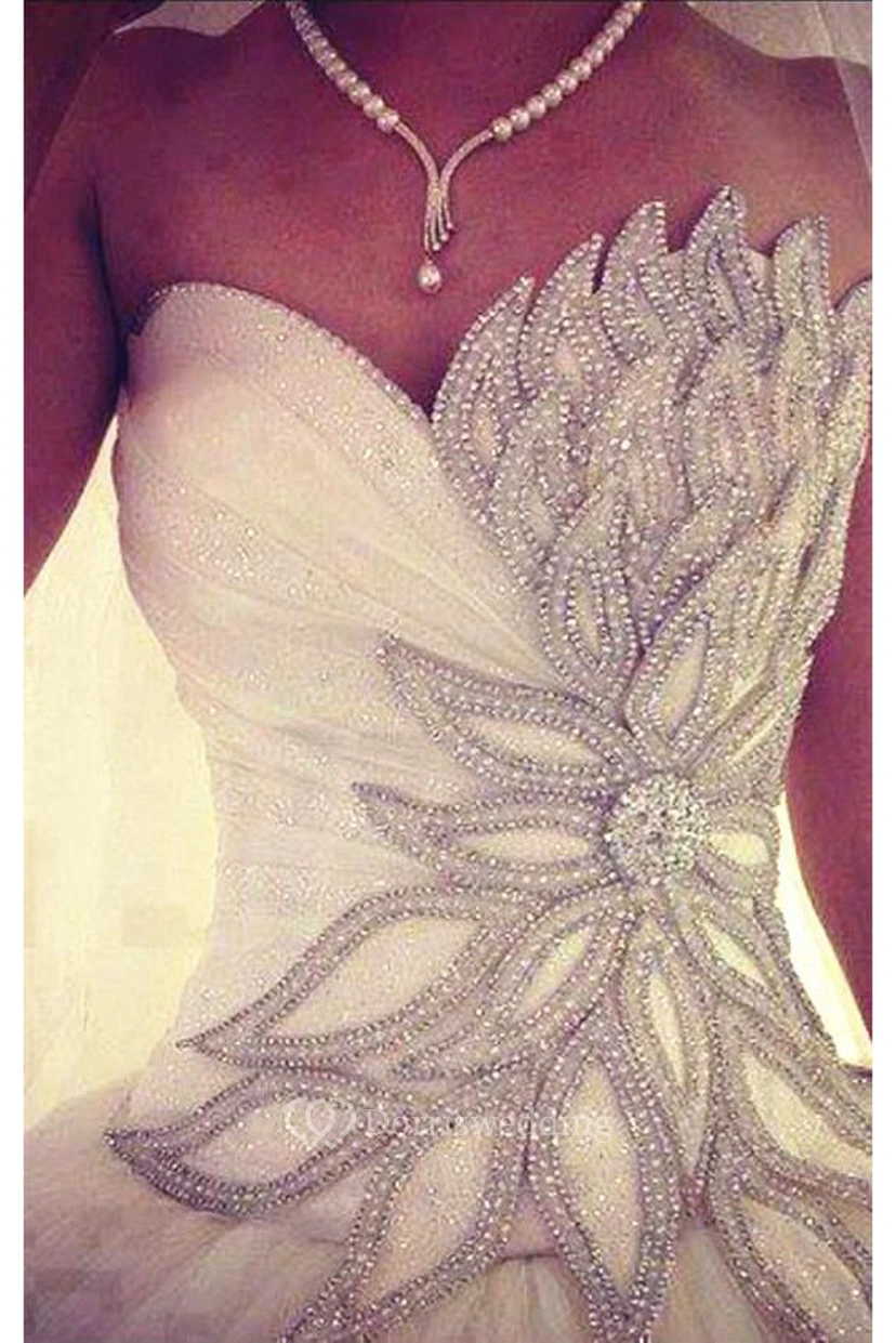 Newest Tulle Beadings White Princess Wedding Dress Ball Gown Sweetheart view 2