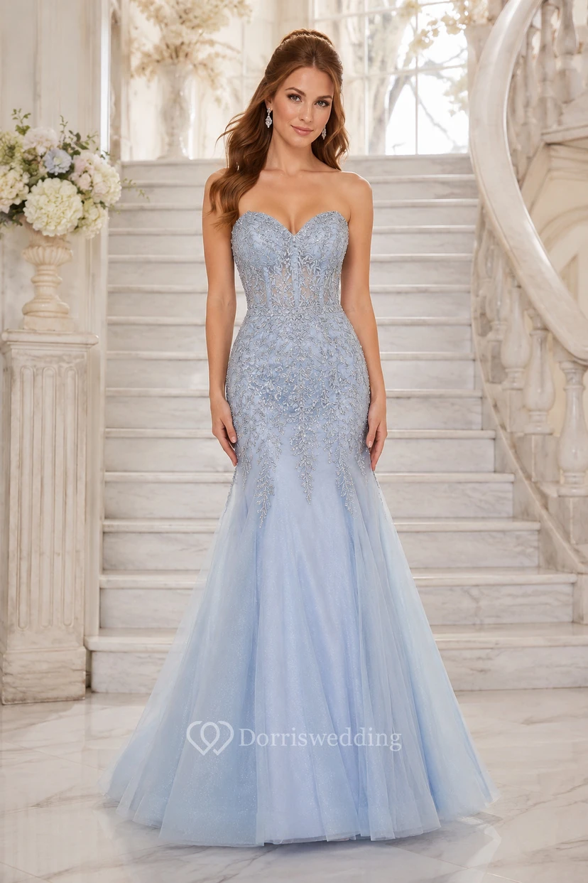 Robe de bal sirène bustier en tulle bleu ciel avec corsage en dentelle appliquée