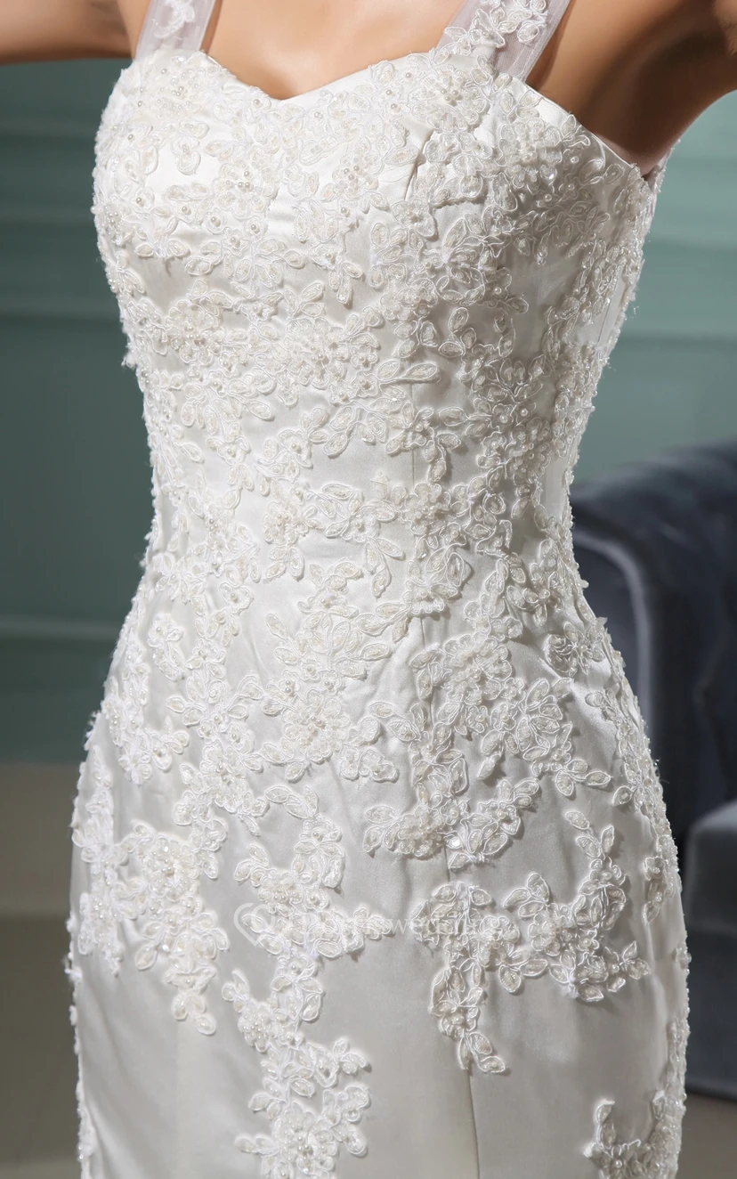 Sweetheart Strap-Neckline Front-Split Dress With Lace Detailing view 4