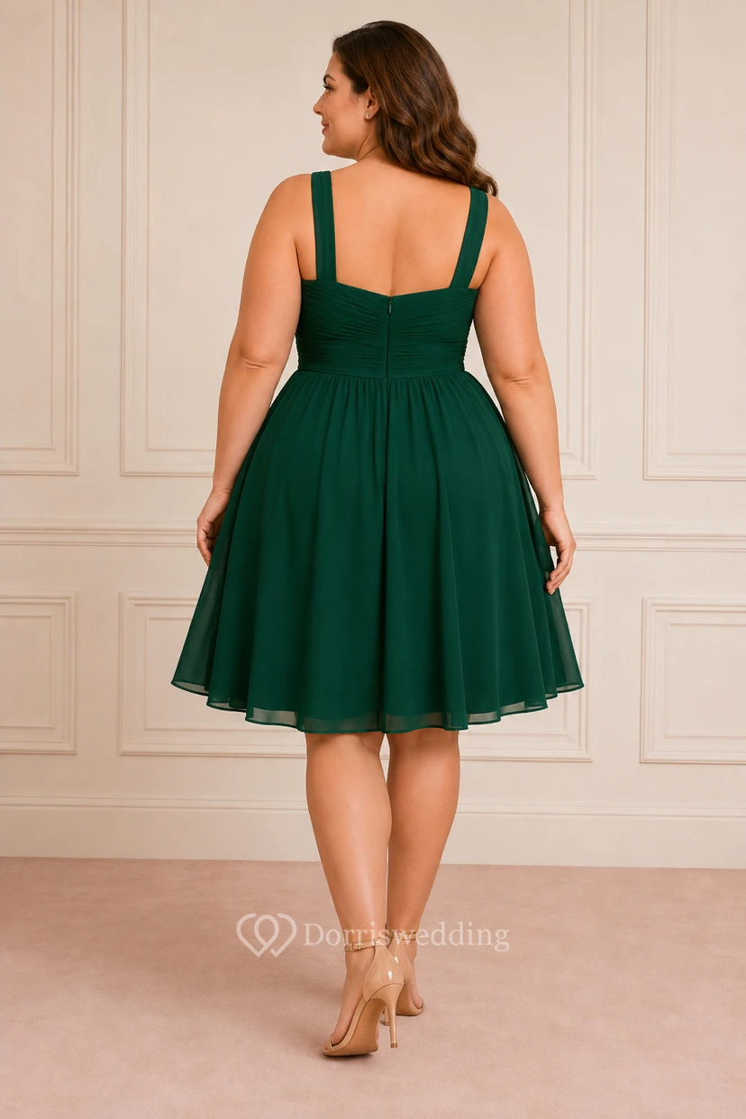 Dunkelgrünes Chiffon-Cocktailkleid in Übergröße, knielang, A-Linie, mit Trägern und herzförmigem Ausschnitt view 2