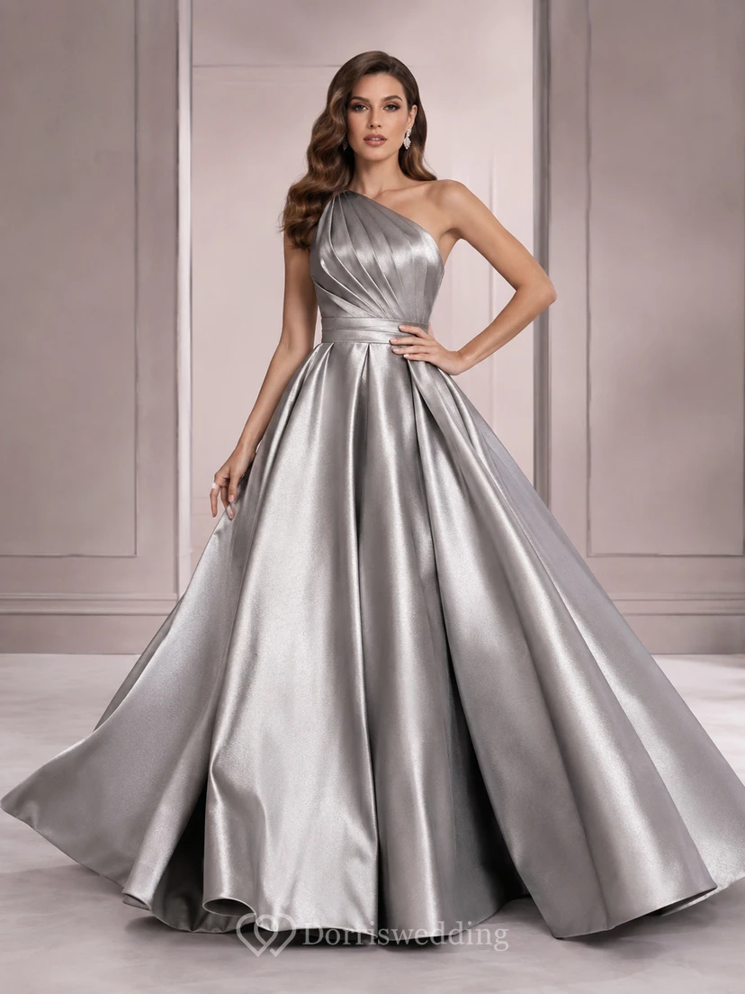 Mercury Bow Silbernes Ballkleid, bodenlang, schulterfrei, ärmellos, aus Metallic-Satin, modernes Abendkleid
