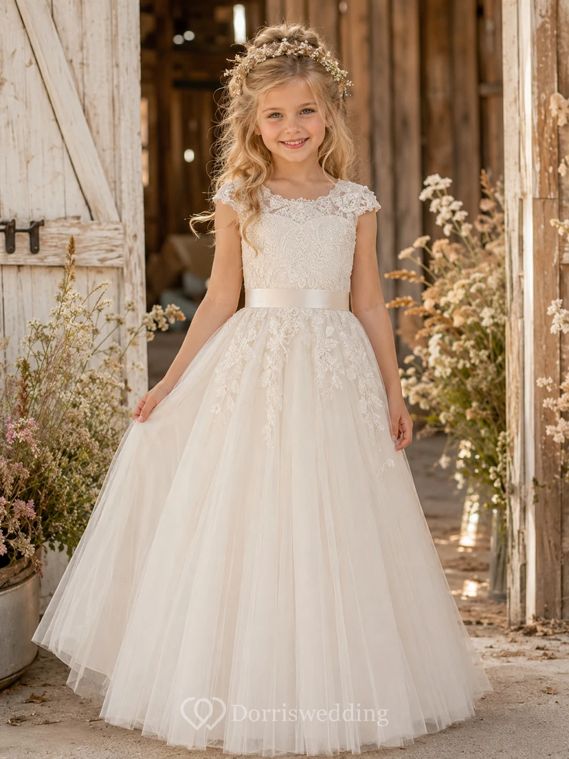 Rustikales Ballkleid aus Spitze und Tüll für Blumenmädchen