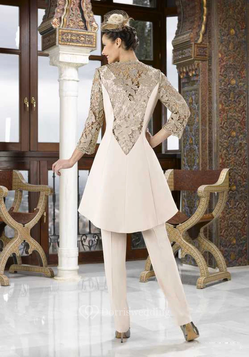 Vestido de gasa con escote redondo, manga larga y capa para la madre de la novia view 2