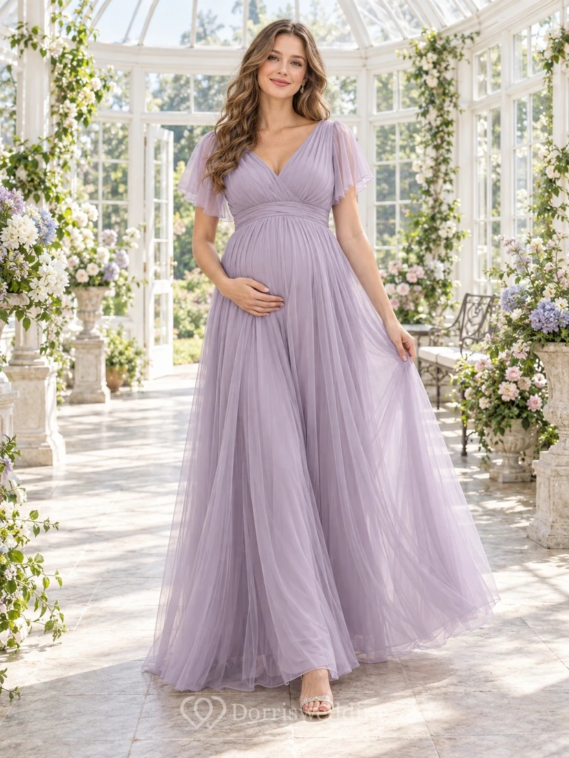 Vestido de dama de honor sencillo de tul plisado, largo hasta el suelo, color lavanda, estilo imperio, con mangas acampanadas y escote en V.