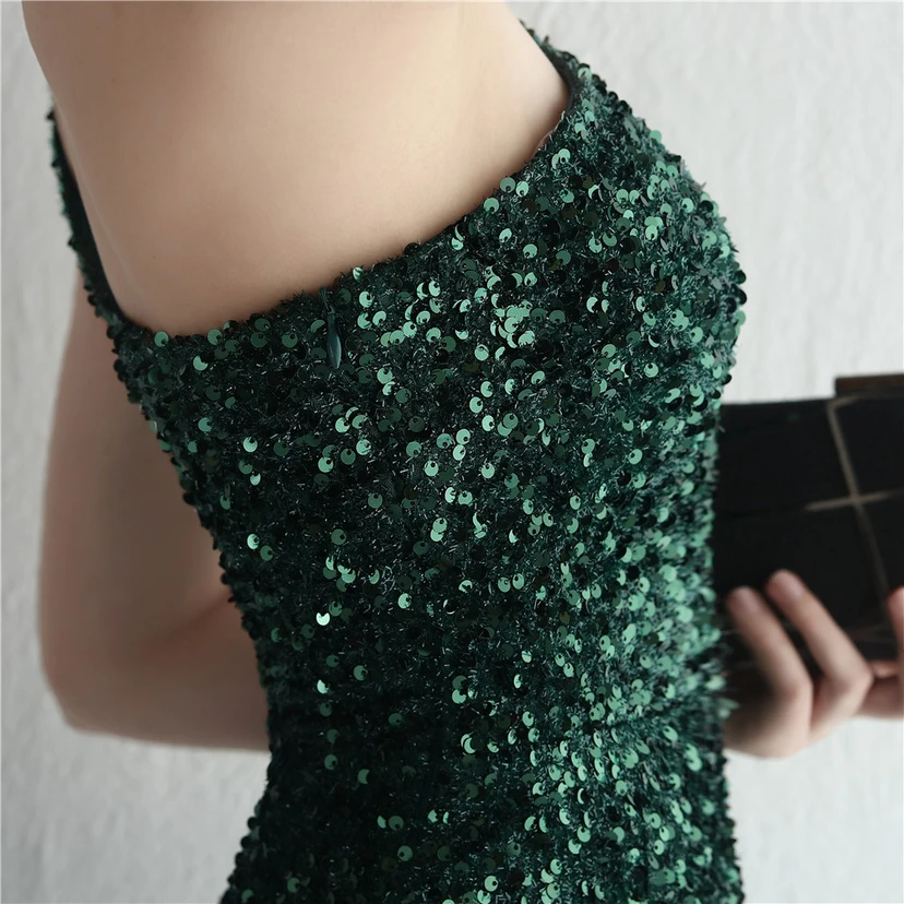 Handgefertigter Paillettenrock mit One-Shoulder-Schnitt, elegant für festliche Anlässe und Galas, mit Schlitz und Meerjungfrauenschnitt. view 19