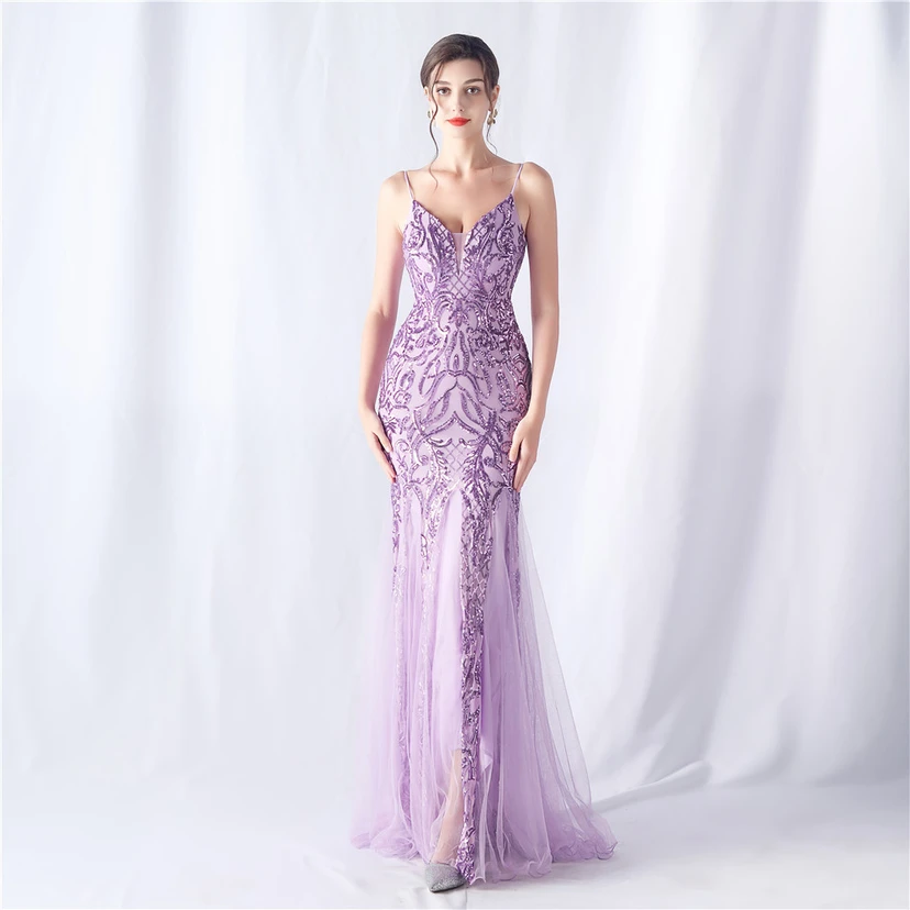 Vestido de noche de alta gama con estampado floral y detalles de malla y cuentas. view 46