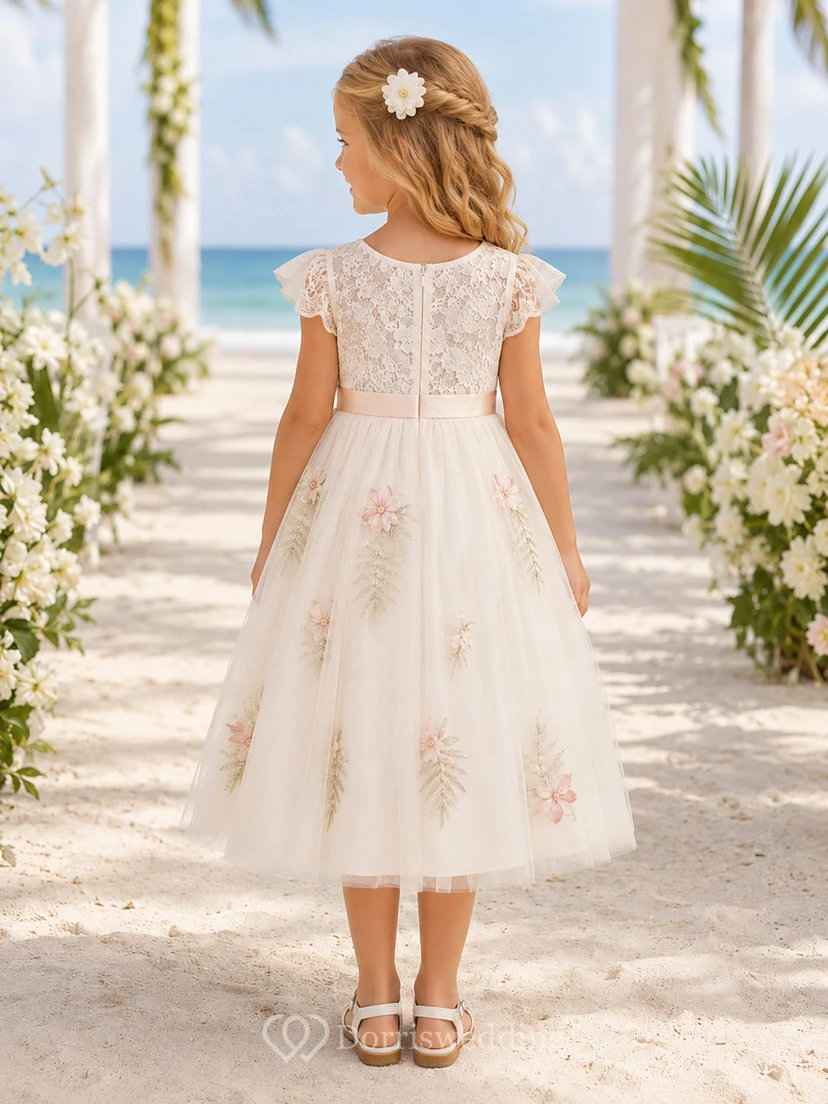 Vestido bohemio elegante para niña de las flores, cuello joya, manga corta, tul, largo midi, apliques botánicos. view 2