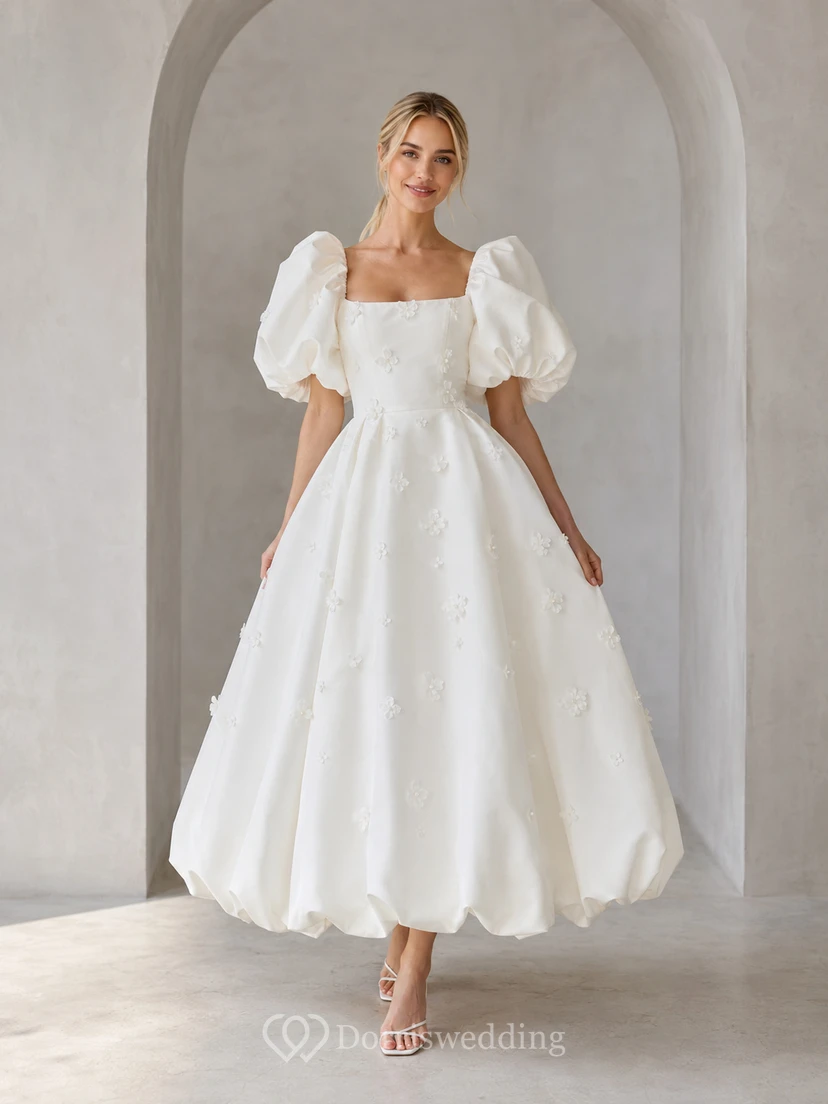 Vestido de novia de organza de corte A con escote cuadrado y mangas abullonadas hasta la rodilla