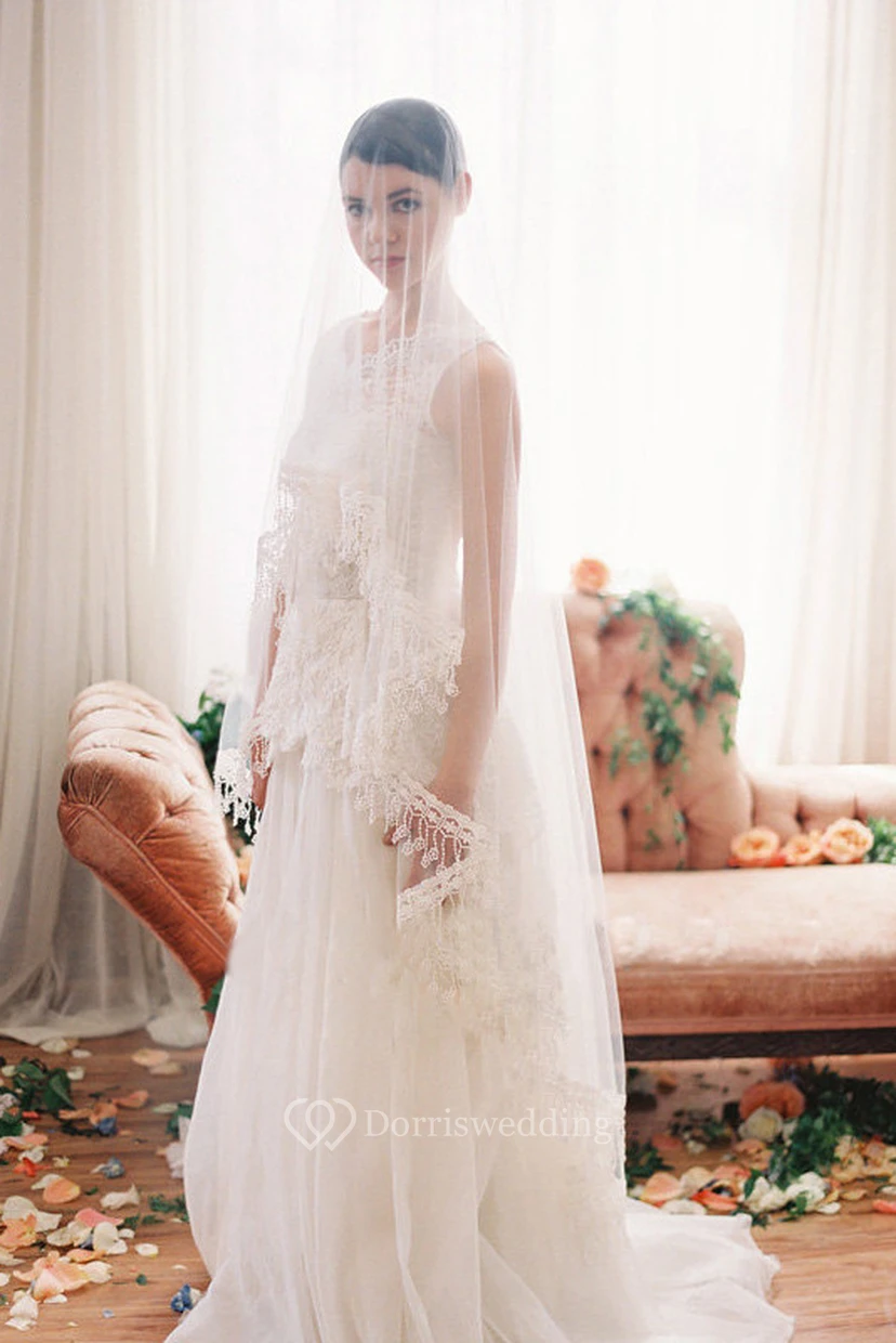 Boho Tulle Wedding Veil with Lace Applique view 2