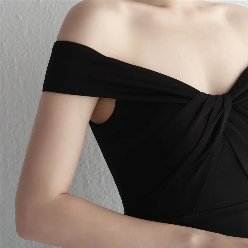 Vestido largo de satén ajustado de un solo hombro para cenas de celebridades, con falda de cola de pez ajustada, vestido de exhibición para modelos de autos de boda view 44