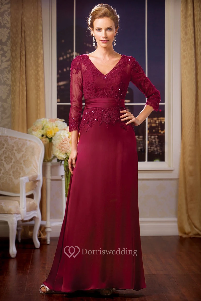 Langes, 3- bis 4-ärmeliges Brautmutterkleid mit V-Ausschnitt, Pailletten und Applikationen