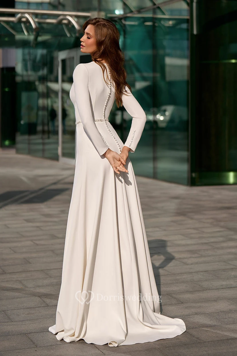 Satin-Brautkleid mit langen Ärmeln, einfarbigem Design, eckigem Ausschnitt und Taillenperlen view 5