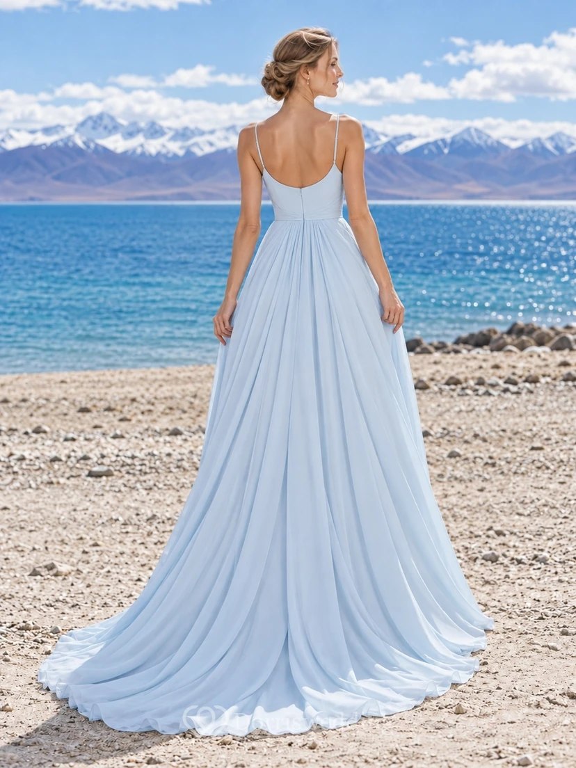 Sencillo vestido de novia azul cielo con tirantes finos y corte en A fruncido view 2