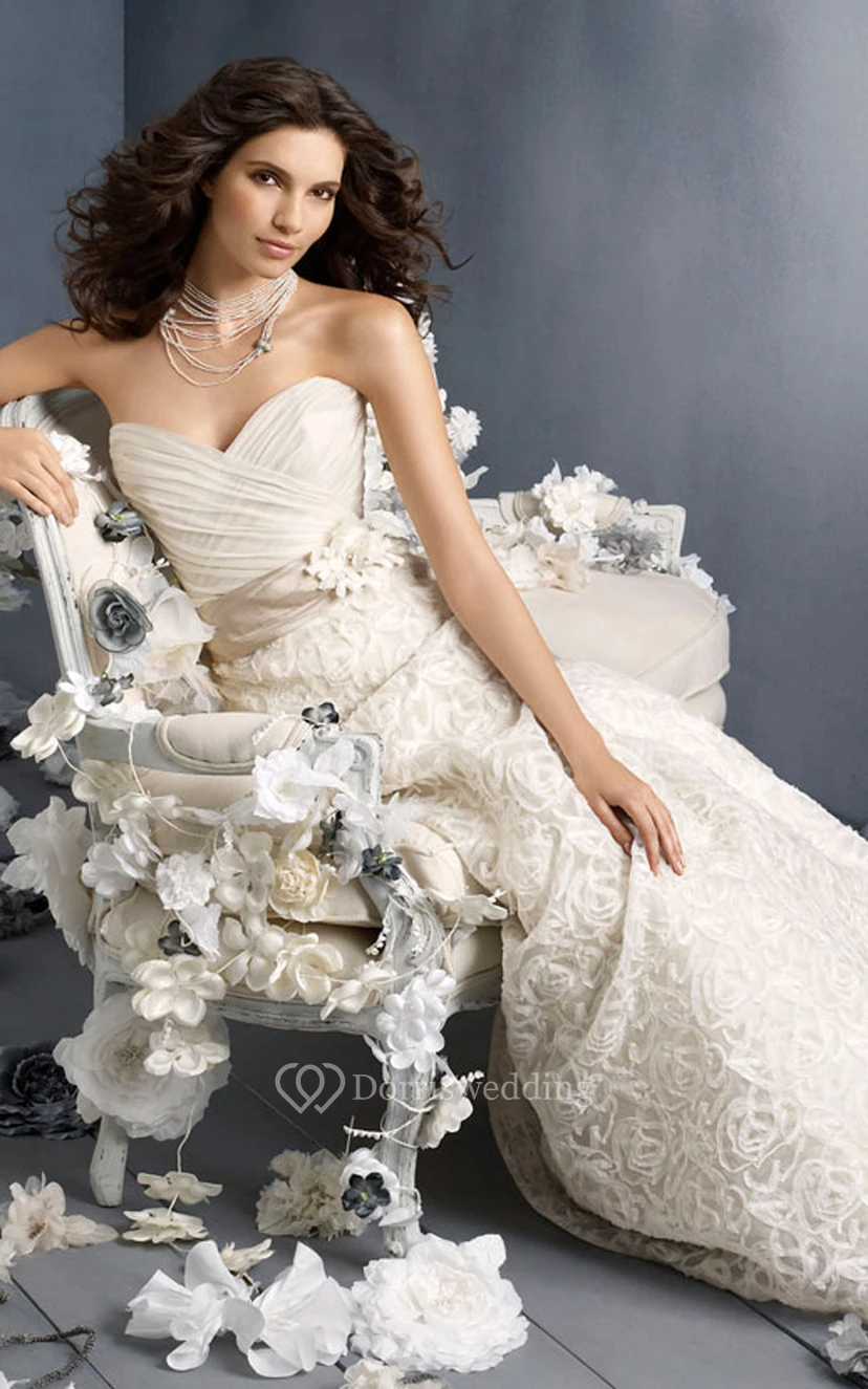 Alluring Crisscross Ruched Bodice Organza Gown With Floral Embellished Waist