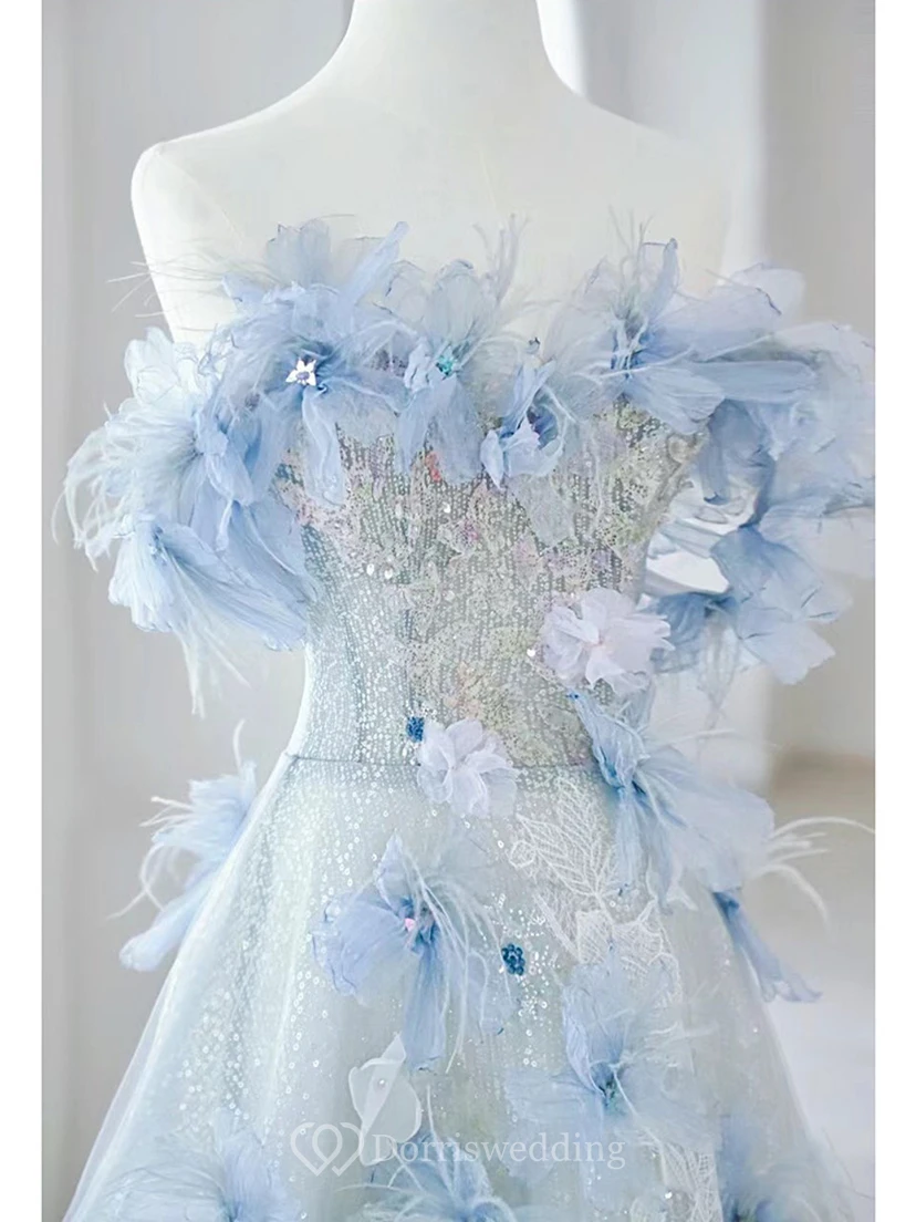 Hellblaues schulterfreies Ballkleid mit Blumenmuster view 13