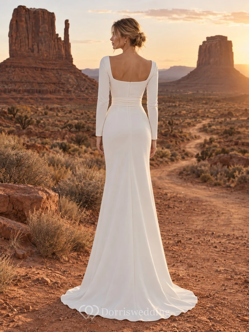 Einfaches, langärmeliges, eckiges Meerjungfrauen-Brautkleid aus Stretch-Crêpe mit Schärpe, boden view 2