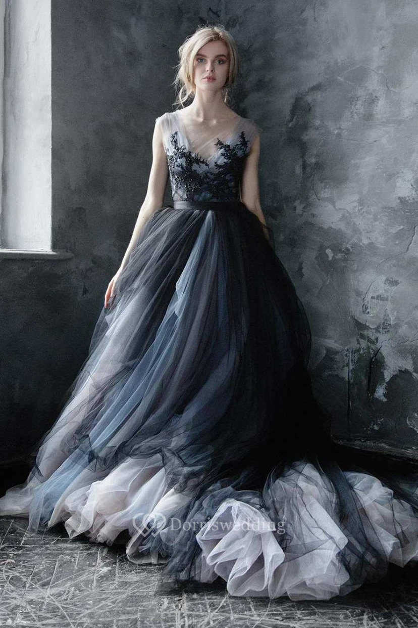 Robe de mariée vintage en tulle et dentelle brodée