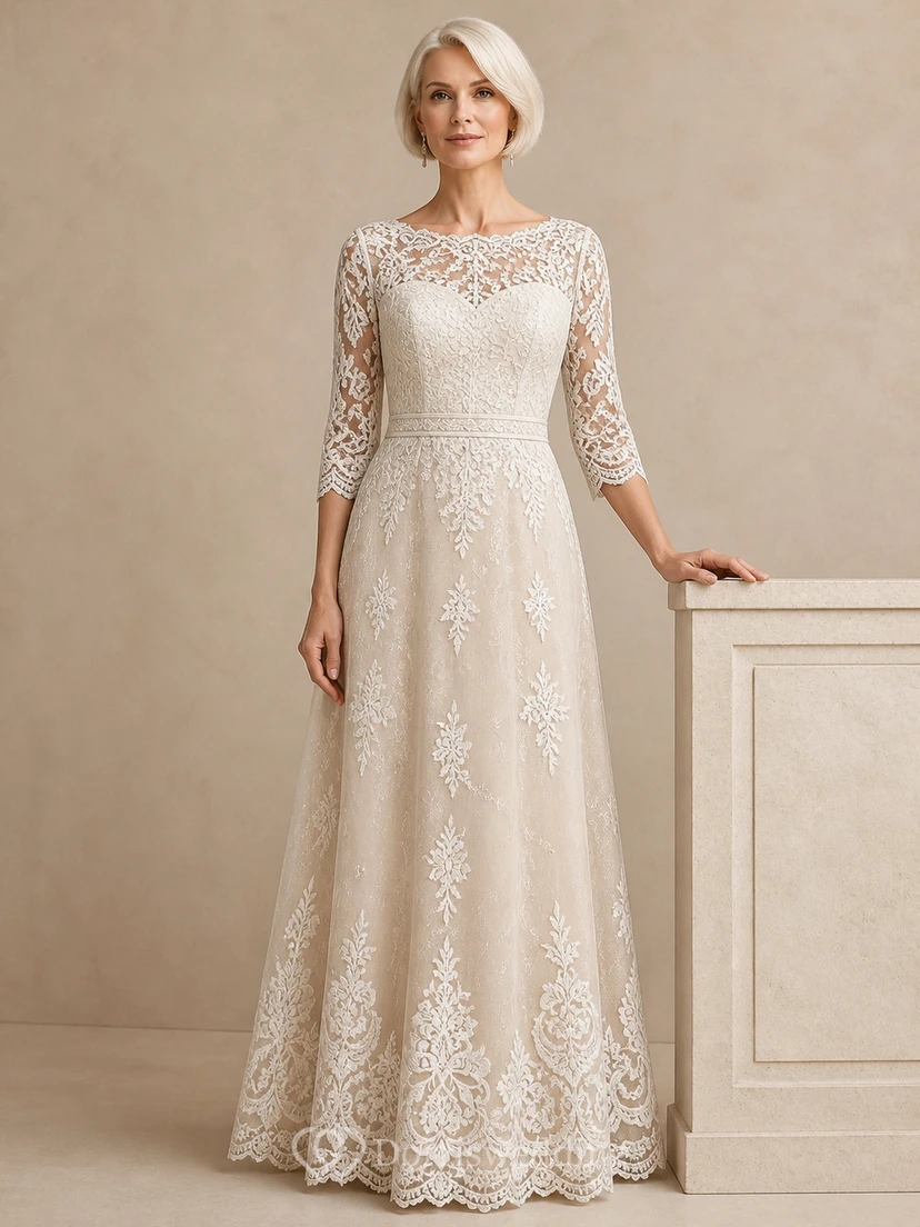 Robe de mariée sobre en dentelle, coupe trapèze, longueur au sol, manches trois-quarts, à bordures discrètes, pour les mariées plus âgées