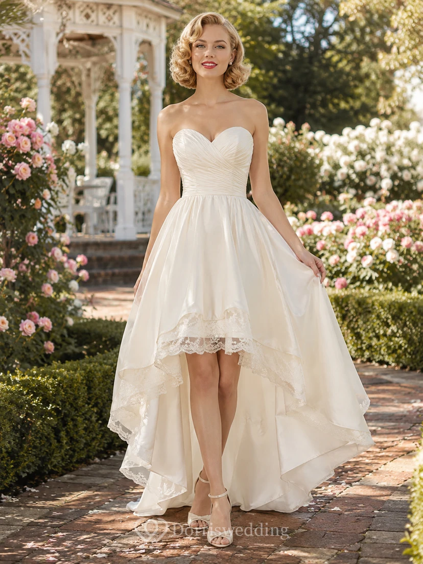 Robe de mariée bustier vintage asymétrique pour garden-party
