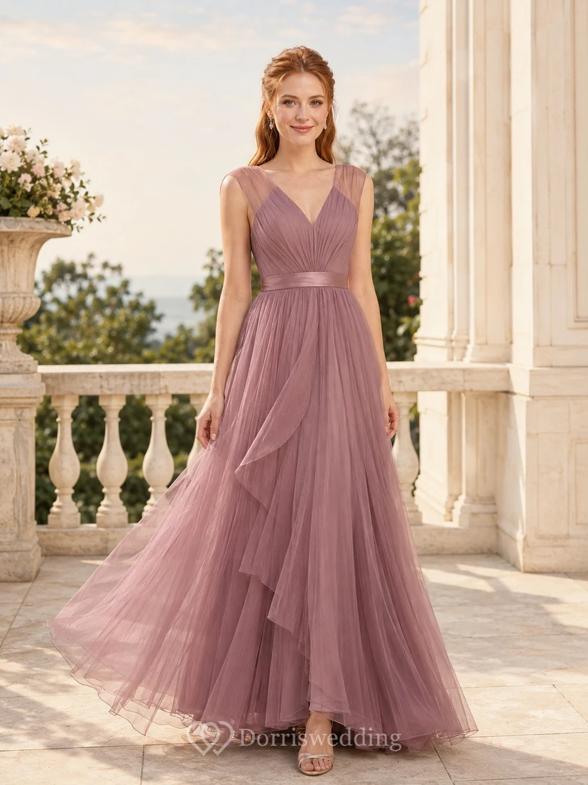 Abendkleid in Mauve-Tüll mit V-Ausschnitt, drapiert, ärmellos, bodenlang, A-Linie