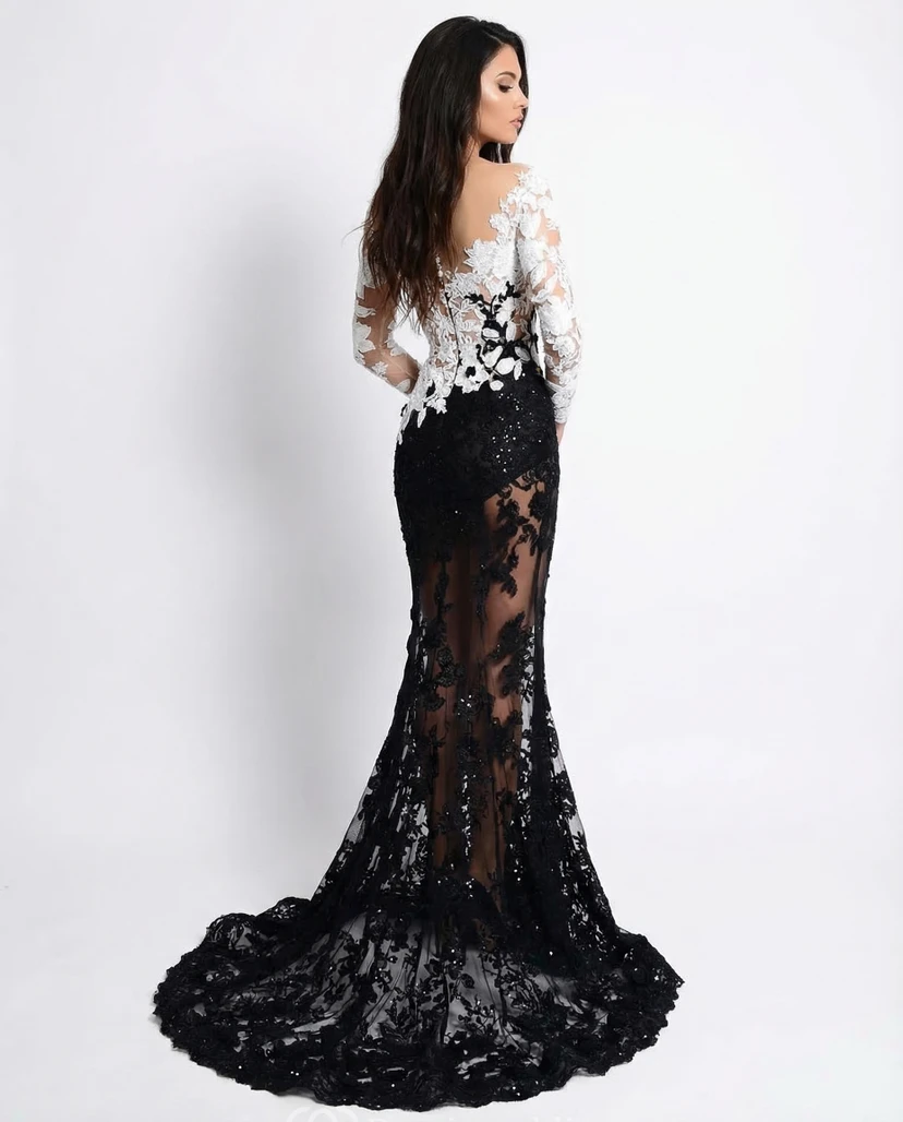 Vestido de fiesta de sirena con apliques de encaje monocromático view 2