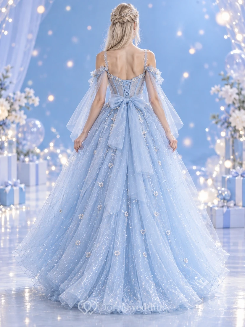 Vestido de cumpleaños azul cielo de ensueño con mangas drapeadas de tul floral y escote corazón view 2
