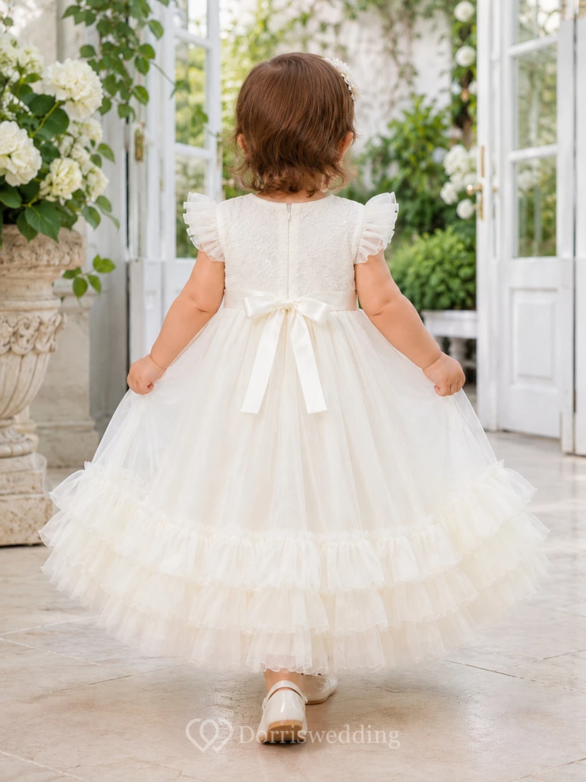 Taufkleid aus Tüll mit Rüschensaum, A-Linien-Schnitt, Puffärmeln und Teelänge view 2