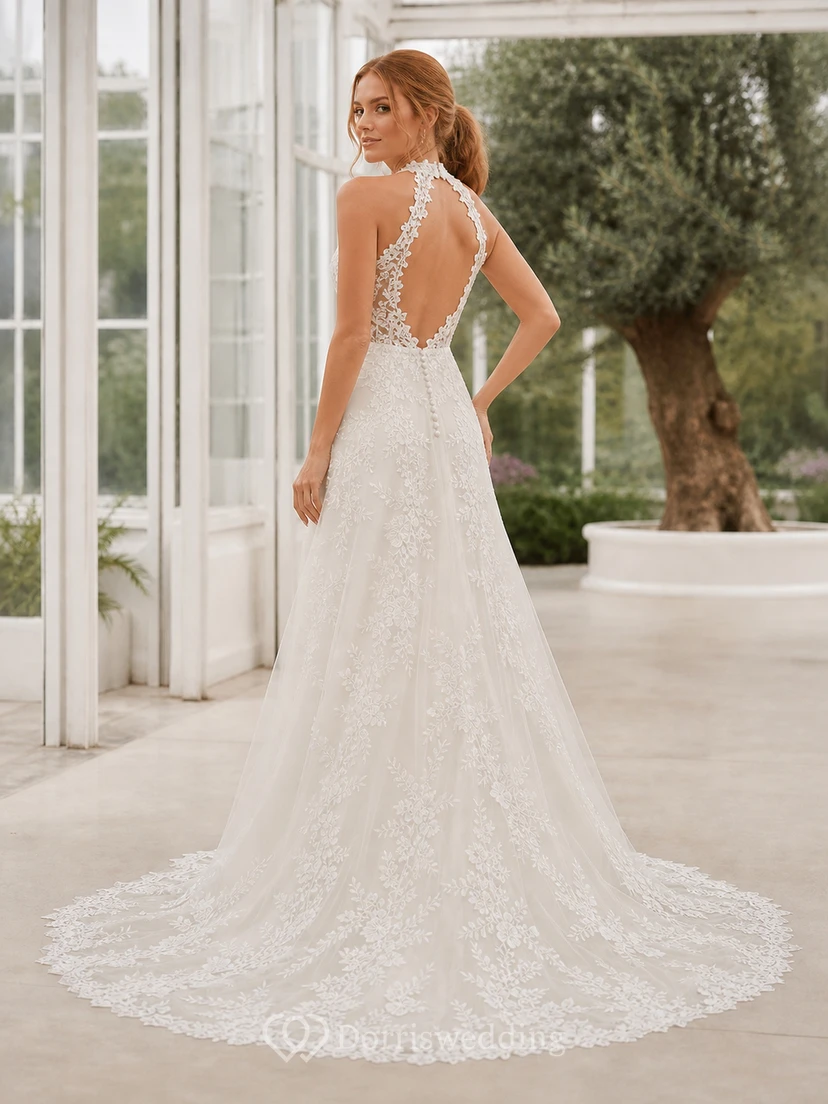 Vestido de novia sexy de corte A con escote halter y espalda descubierta con apliques florales para capilla view 2