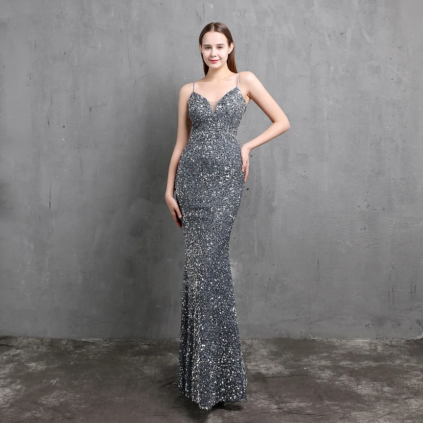 Vestido de fiesta de noche elegante y ajustado con lentejuelas coloridas de Heavy Craft para celebridades. view 17