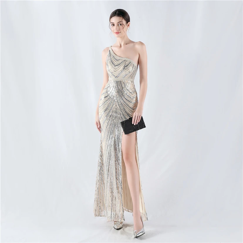 Vestido de noche asimétrico con escote alto y escote alto, adornado con cuentas florales y flores. view 66