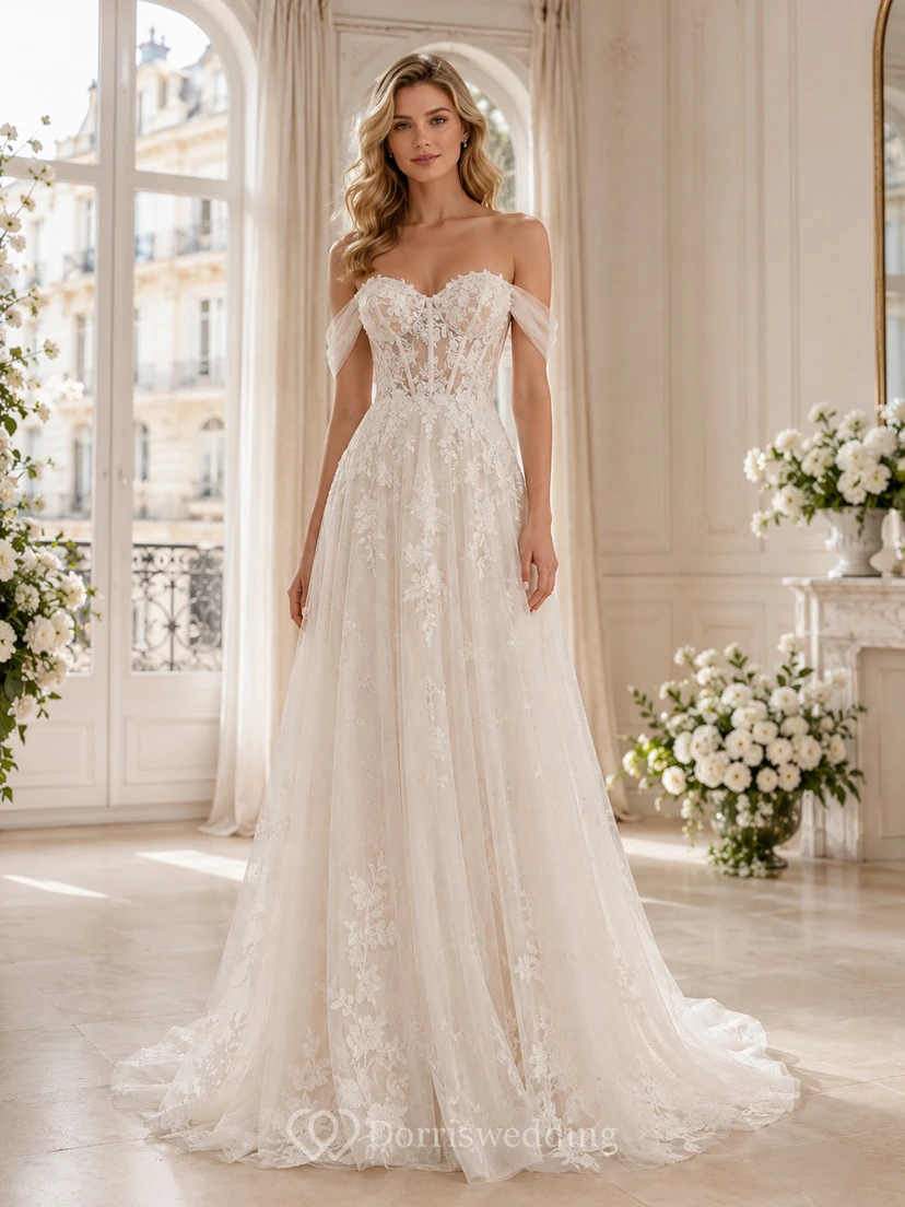 Robe de mariée trapèze en dentelle florale à épaules dénudées et décolleté cœur avec épaules tombantes et traîne courte